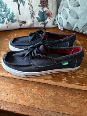 Sanuk Black Shipwrecked Men's Canvas Lace-Up shoes 9